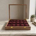 15 Watches - Golden Hinge - Glass Top
