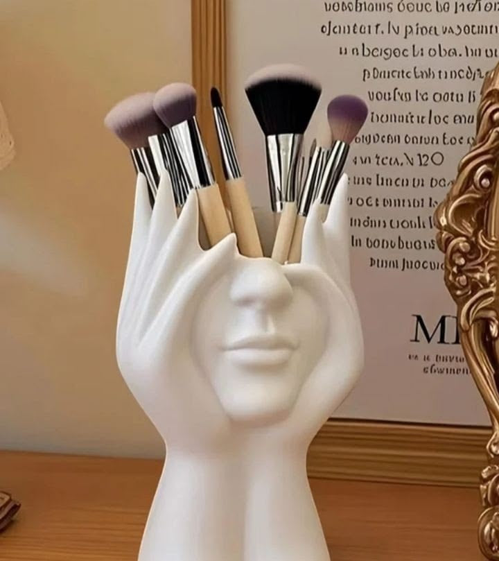 Face Hands Brush Holder Ceramic Vase