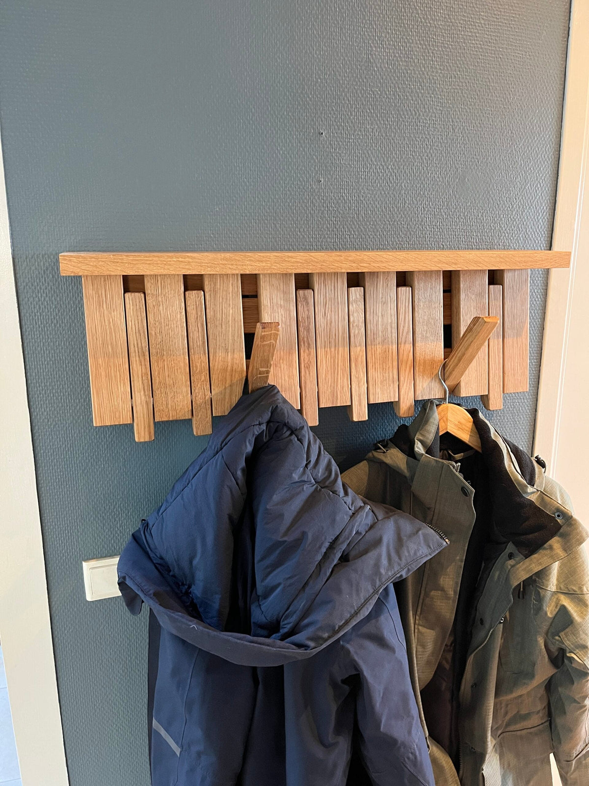 Piano Style Foldable Wall Hanger with Top Shelf – Walnut