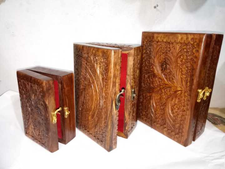 Hand Carved Sheesham Wood Jewelry Box