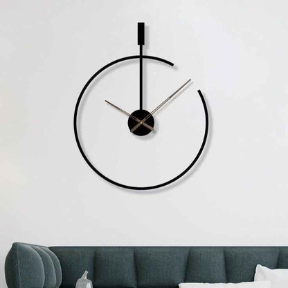 Minimal Arc – Premium Black Metal Wall Clock for Modern Home & Office Decor