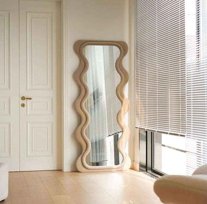 Serene Glow venus valvet Mirror